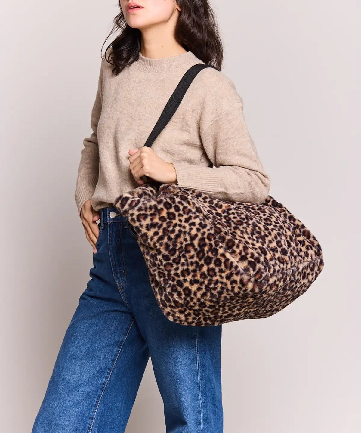 Hindbag - CLAUDE Tragetasche | Leopard Kunstpelz - ROSA ECK - , ,
