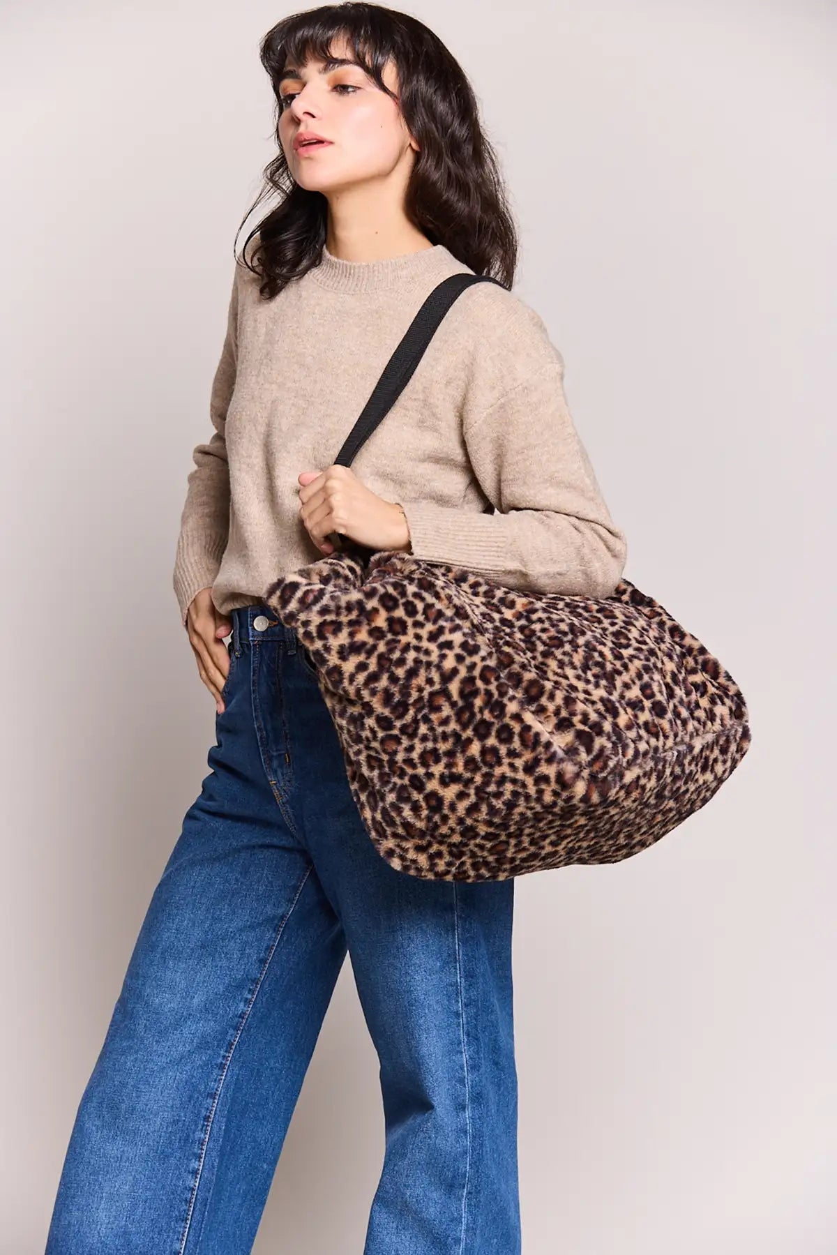 Hindbag - CLAUDE Tragetasche | Leopard Kunstpelz - ROSA ECK - , ,