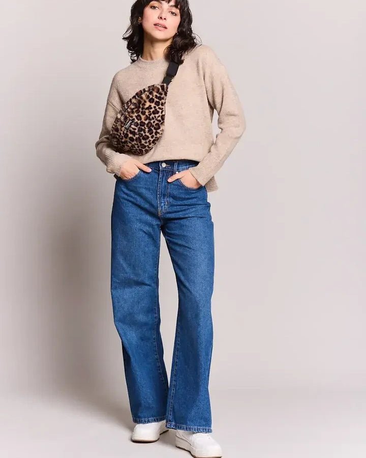 Hindbag - OLIVIA Bauchtasche • Teddy Leopard - Bauchtasche - ROSA ECK