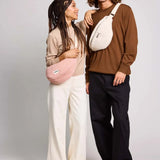 Hindbag - OLIVIA Bauchtasche • Teddy Weiß - Bauchtasche - ROSA ECK