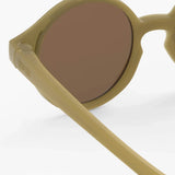 IZIPIZI - d BABY Kinder - Sonnenbrille (0–3 Jahre) • Glossy Kaki - ROSA ECK