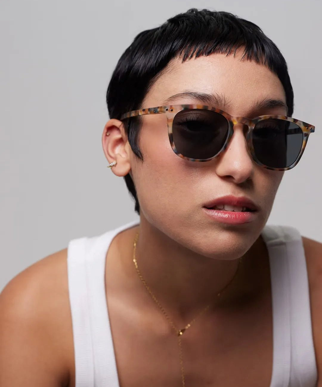 IZIPIZI - E SUN Sonnenbrille • Blue Tortoise - ROSA ECK