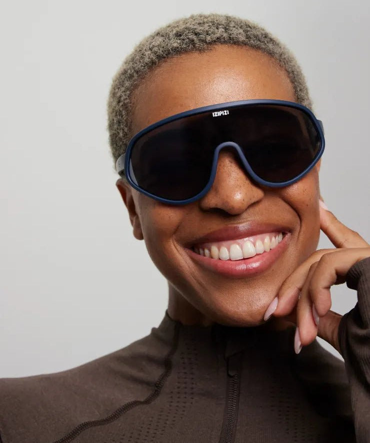 IZIPIZI - SPEED Fahrradbrille • Night Blue All Weather - ROSA ECK