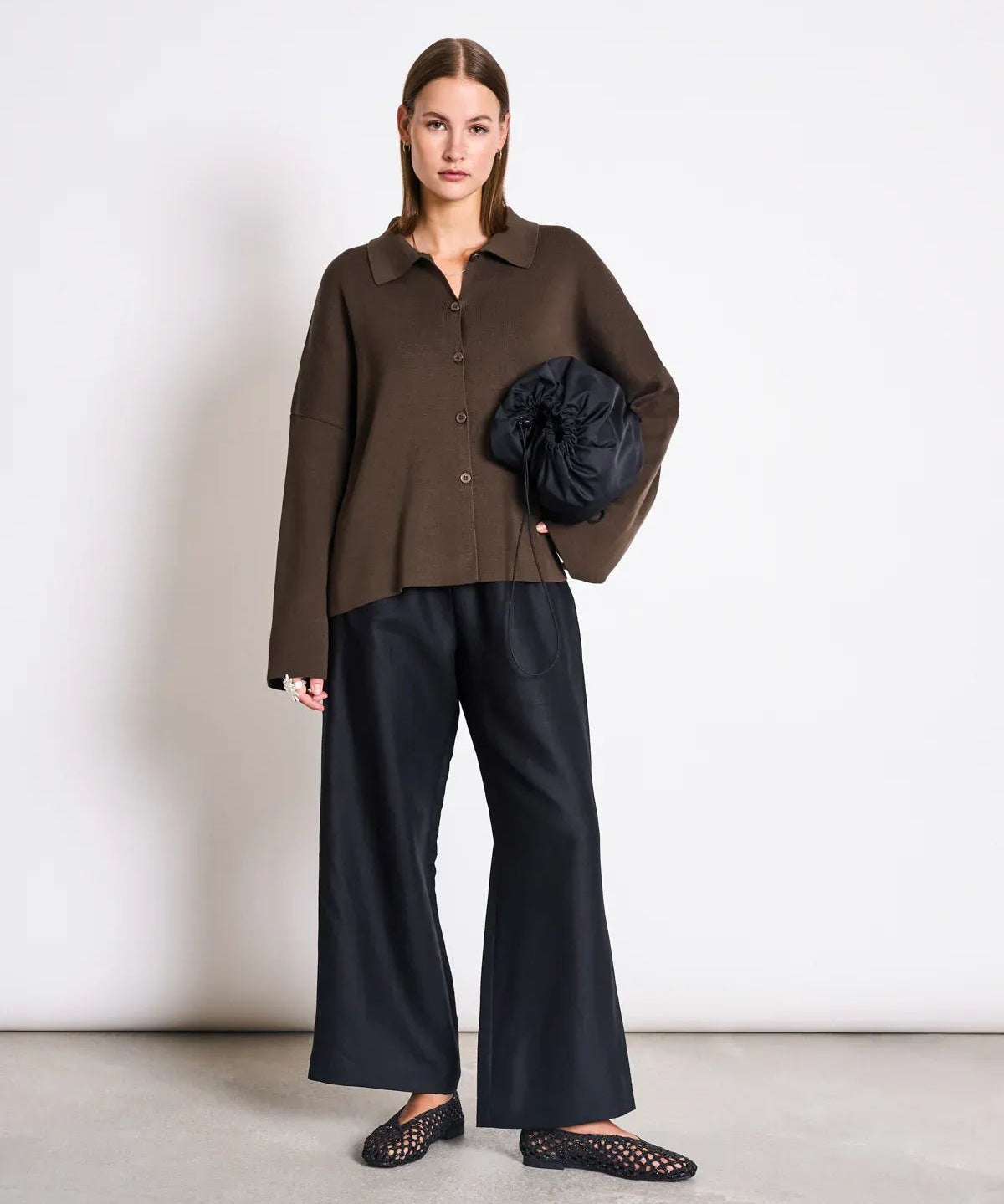 JAN 'N JUNE - ANJO Strickjacke • Mud - ROSA ECK
