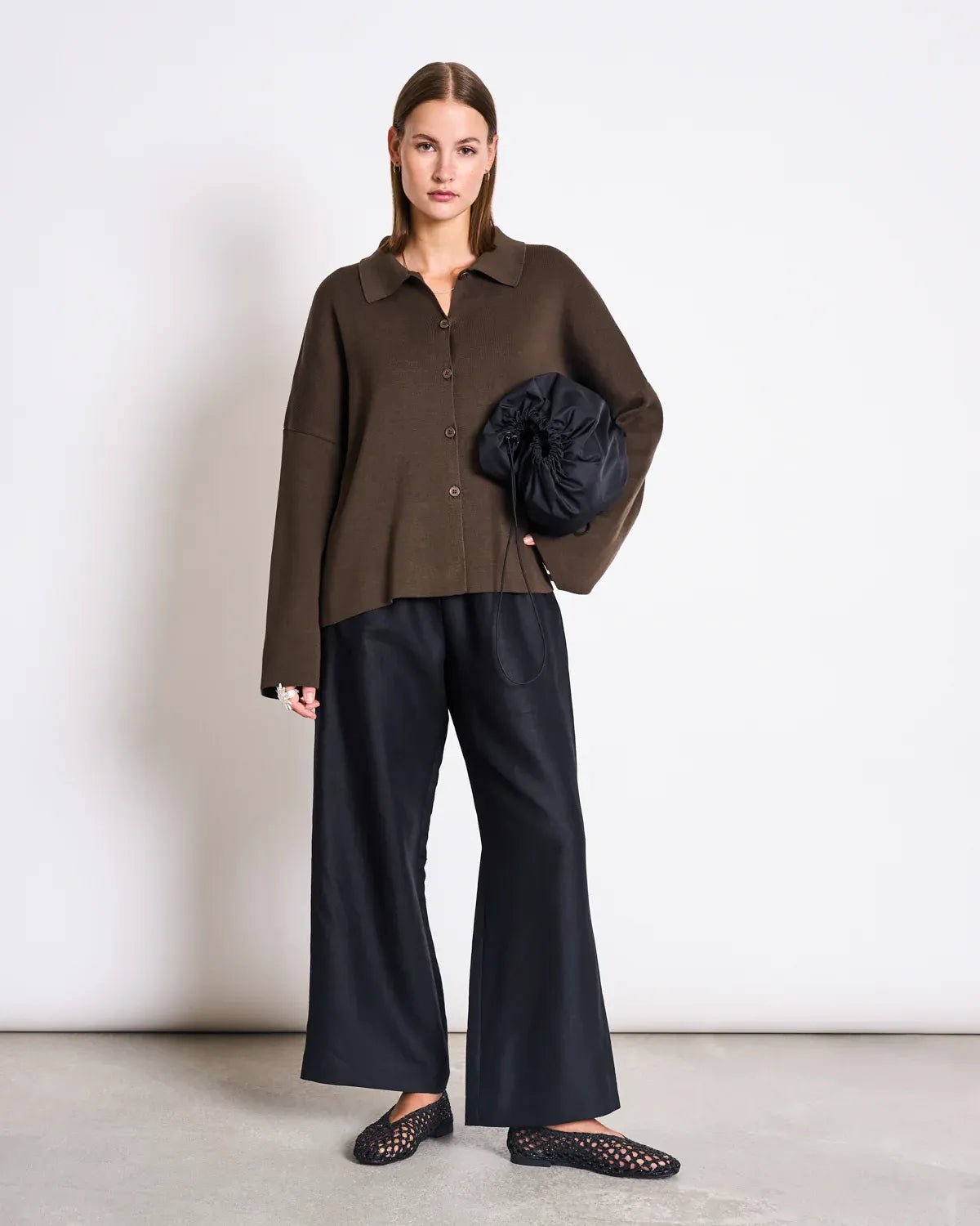 JAN 'N JUNE - ANJO Strickjacke • Mud - ROSA ECK