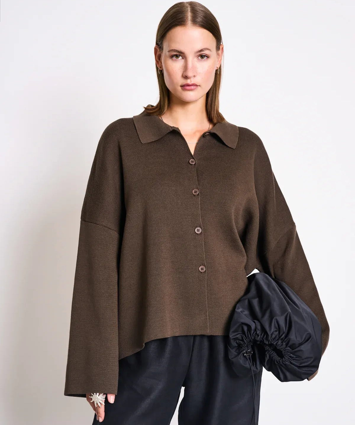 JAN 'N JUNE - ANJO Strickjacke • Mud - ROSA ECK