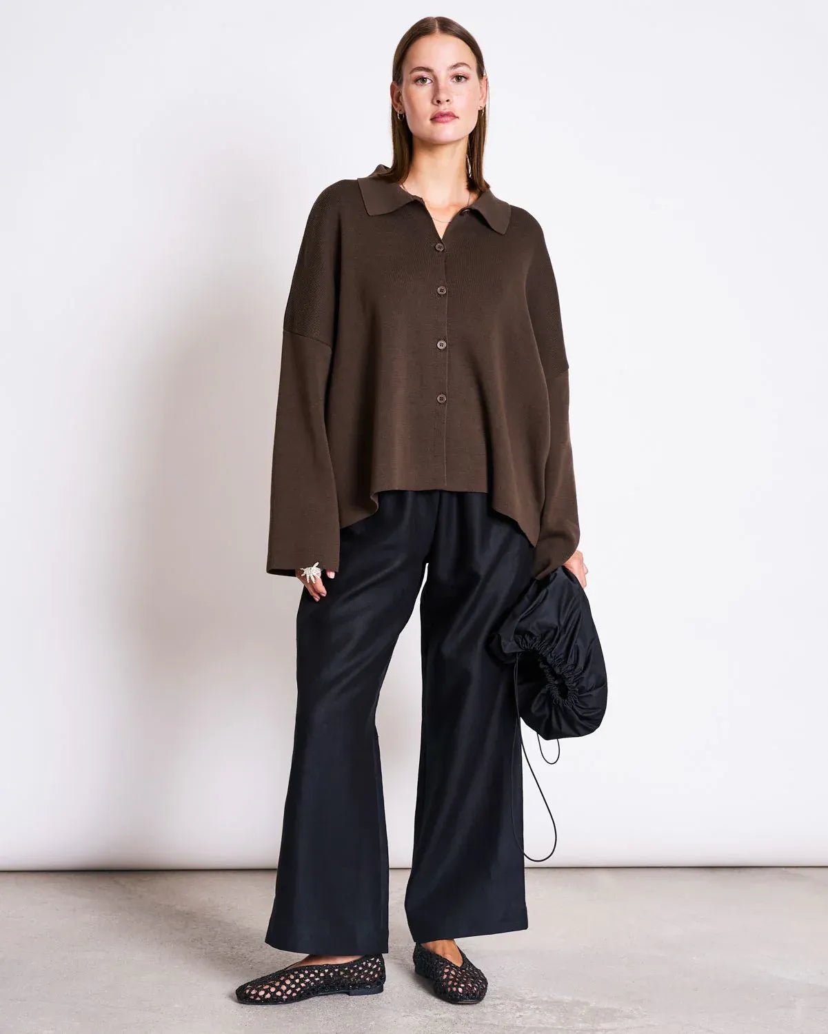 JAN 'N JUNE - ANJO Strickjacke • Mud - ROSA ECK
