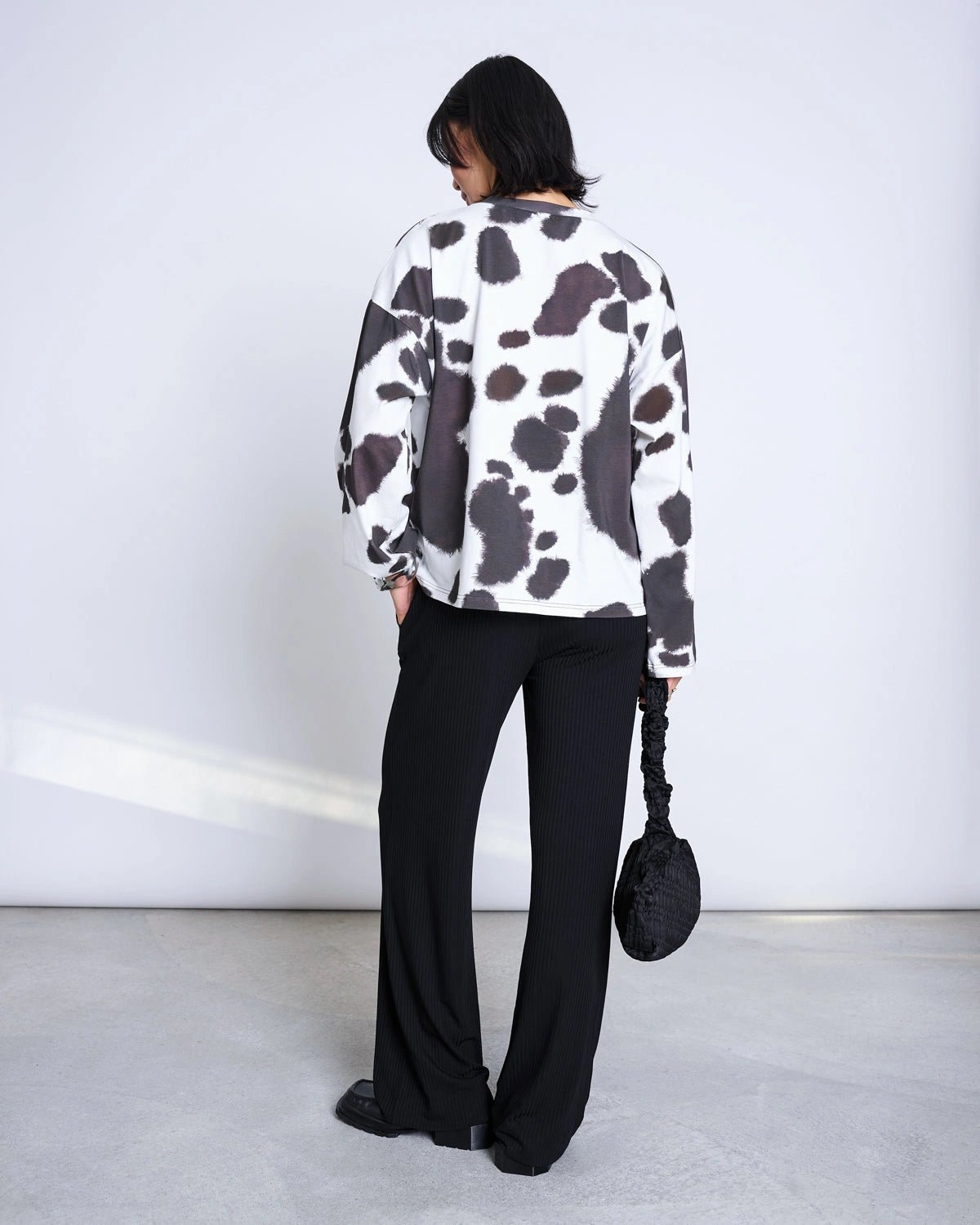 JAN 'N JUNE - CAMIA Oversized-Longsleeve • Cow Print - ROSA ECK