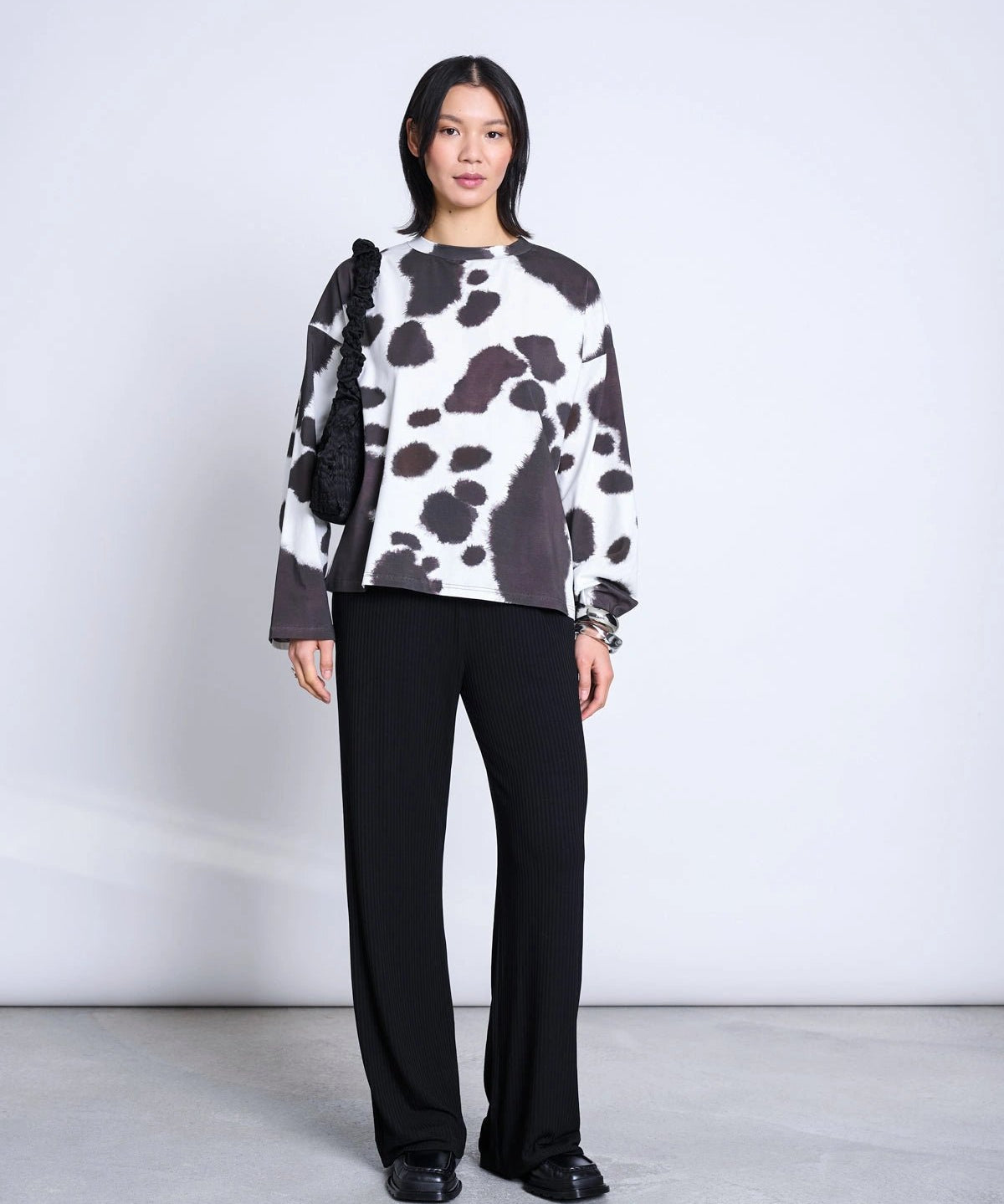 JAN 'N JUNE - CAMIA Oversized-Longsleeve • Cow Print - ROSA ECK