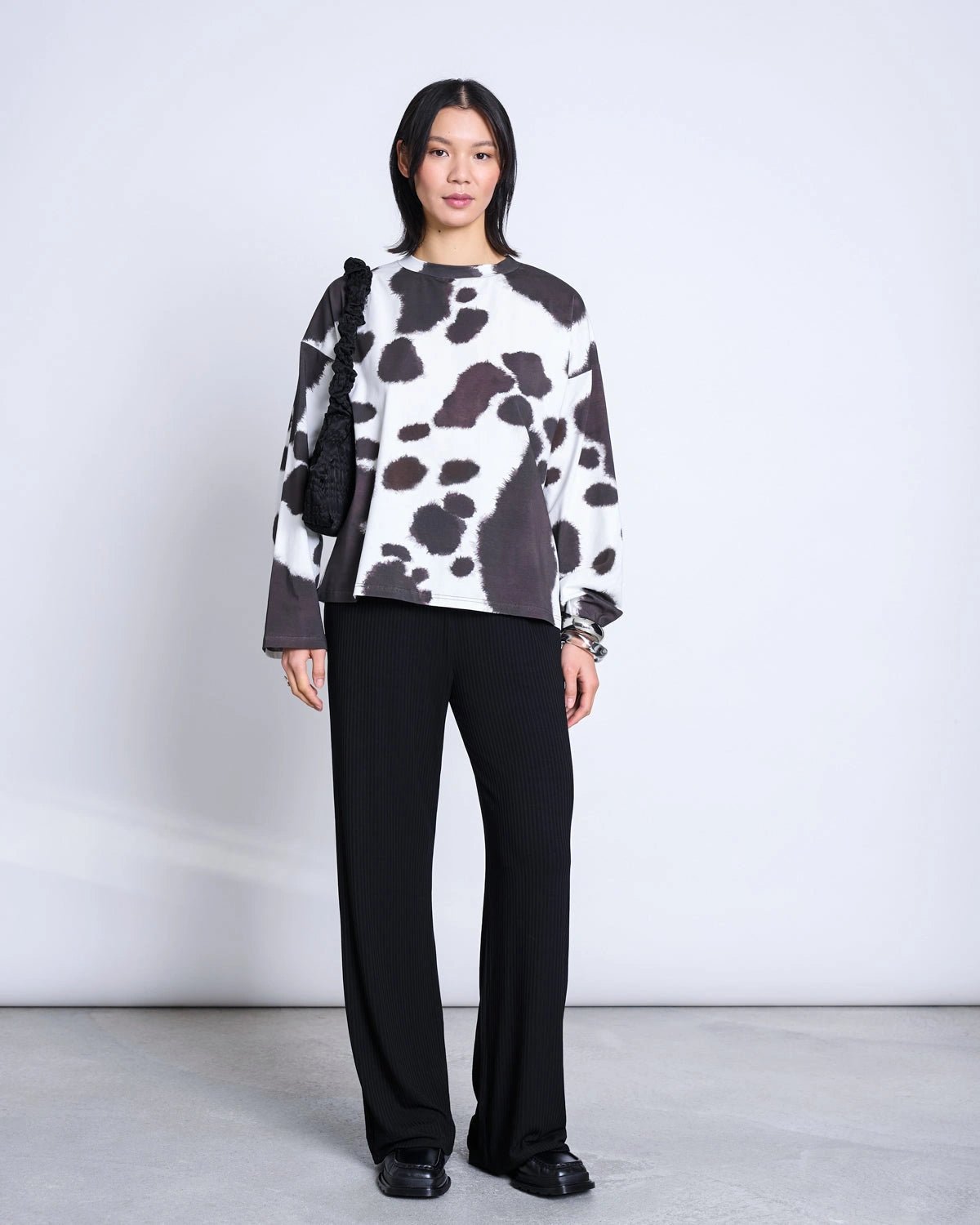 JAN 'N JUNE - CAMIA Oversized-Longsleeve • Cow Print - ROSA ECK