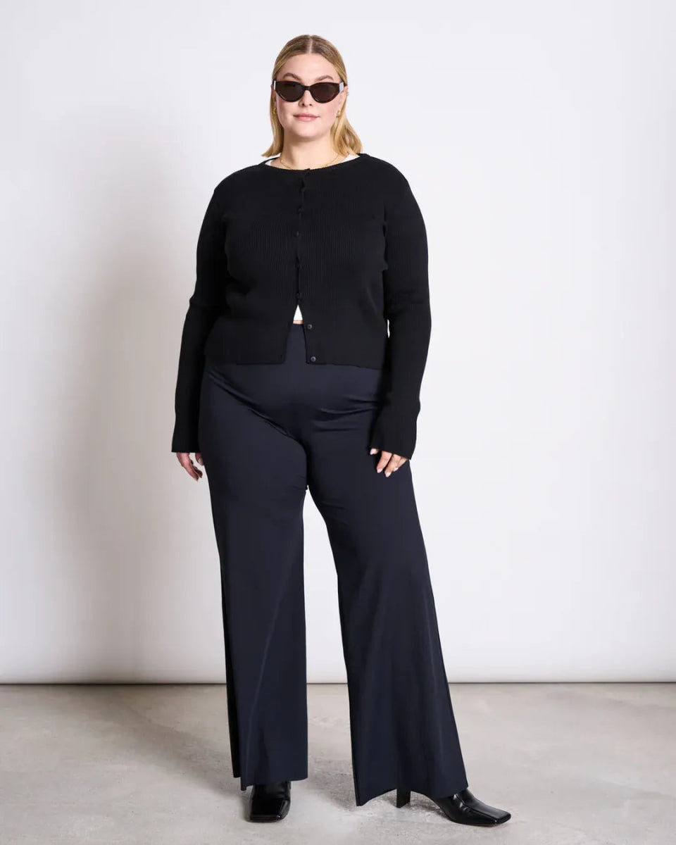 JAN ‘N JUNE - CREWNECK CARDIGAN GLIMT BLACK GOTS Strickjacke - Cardigan - ROSA ECK Concept Store