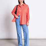 JAN ‘N JUNE - OVERSIZED SHIRT MAMRO CHERRY RED WHITE STRIPED - Hemd - ROSA ECK