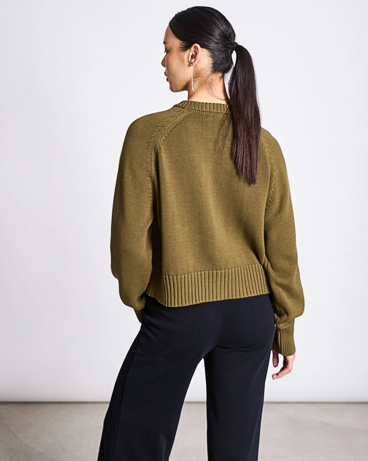 JAN 'N JUNE - SIVIA Strickjacke • Woody Olive - ROSA ECK