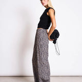 JAN ‘N JUNE - SOBY Baumwollhose • Leo Print - ROSA ECK Concept Store