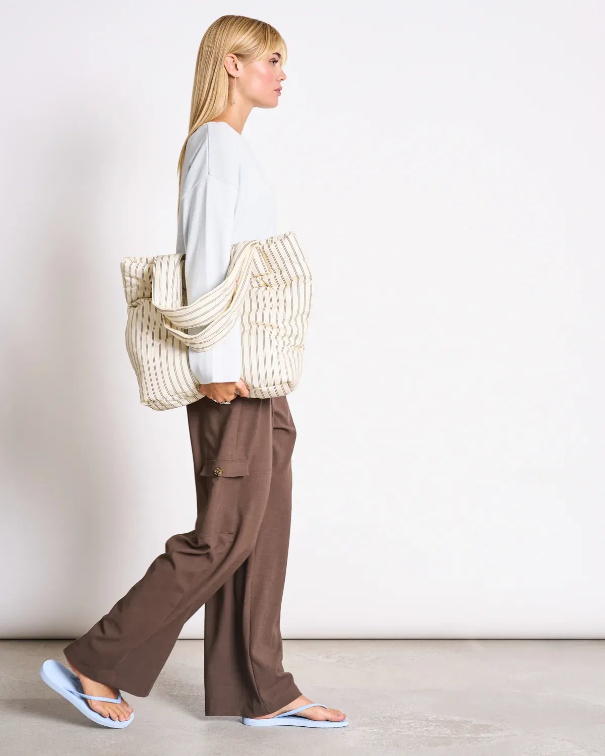 JAN ’N JUNE - WILLIAMSBURG Strickpullover • Ice Blue - ROSA ECK