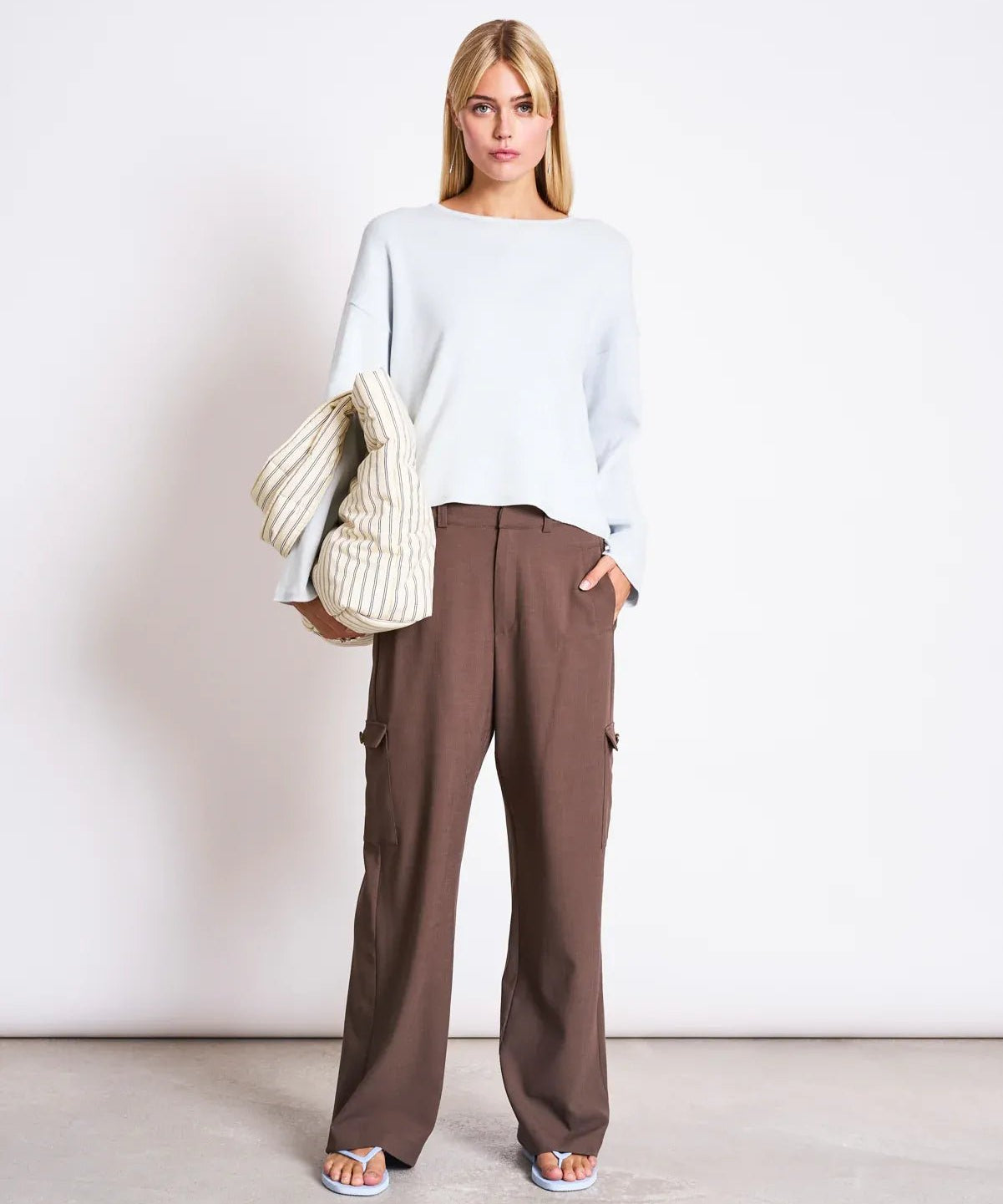 JAN ’N JUNE - WILLIAMSBURG Strickpullover • Ice Blue - ROSA ECK