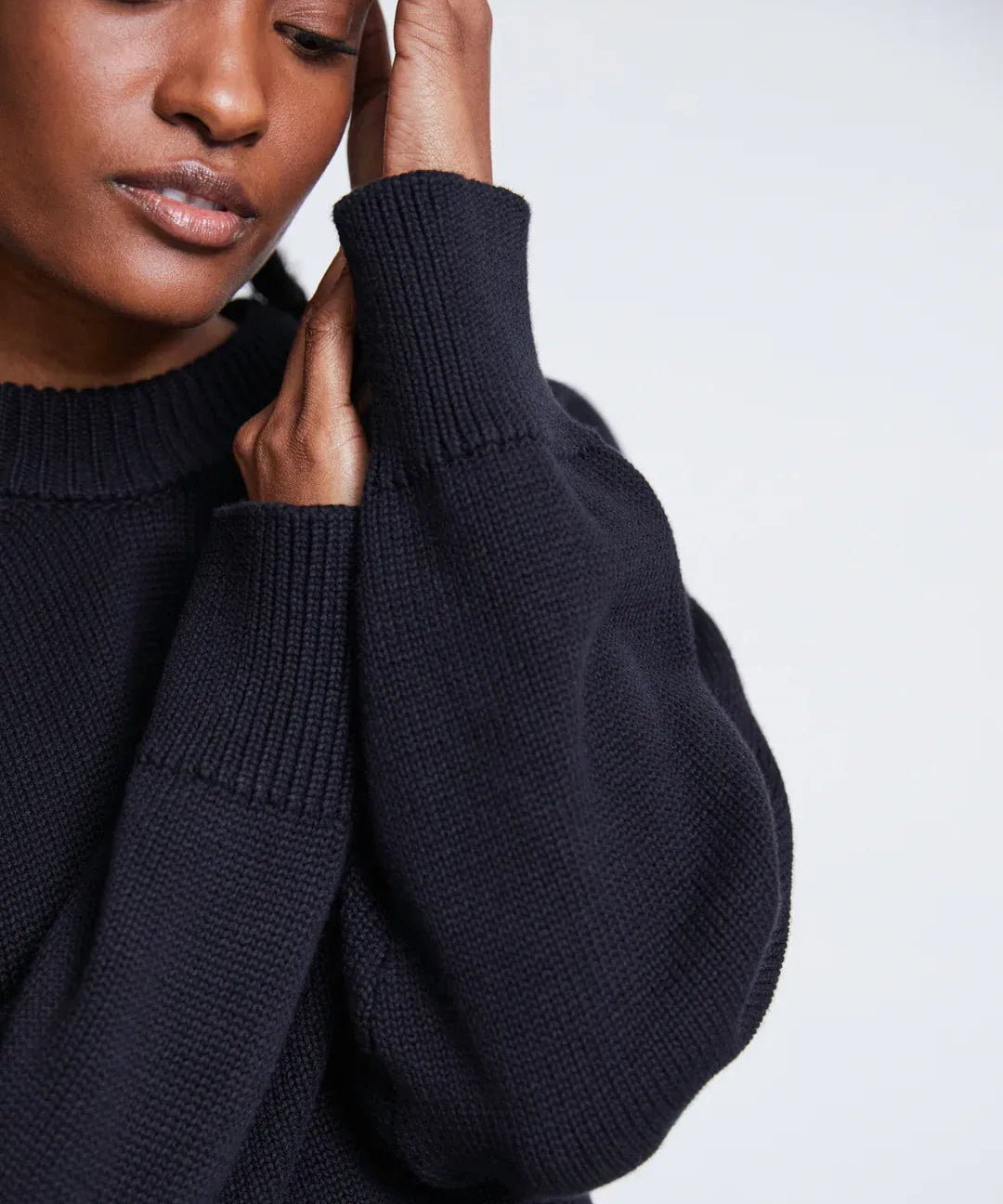 JAN ‘N JUNE - YAGMUR Jumper • Schwarz - Pullover - ROSA ECK Concept Store