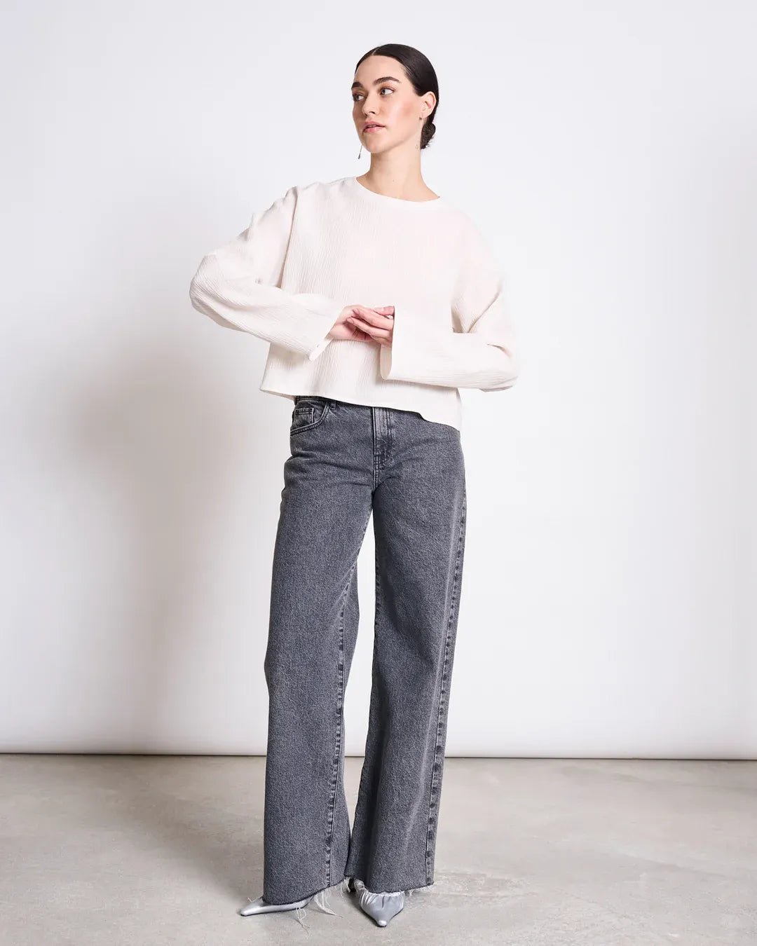 JAN ‘N JUNE - YAME Crinkle Bluse • Offwhite - ROSA ECK Concept Store