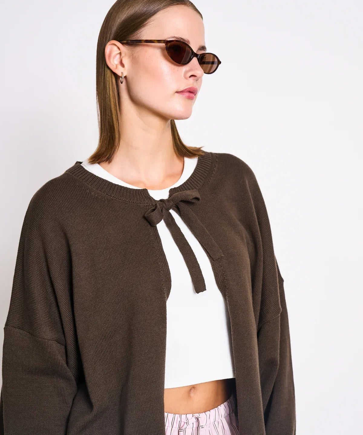 JAN ’N JUNE - ZEA Strickjacke • Mud - ROSA ECK