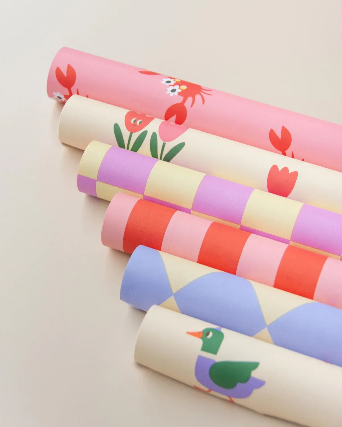 Kado Design - Geschenkpapier - Rolle • Streifen Rot/Rosa - Geschenkverpackung - ROSA ECK