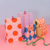Kado Design - Geschenktüte mit Boden • Pink/Orange gepunktet (Lottie Dottie) - ROSA ECK