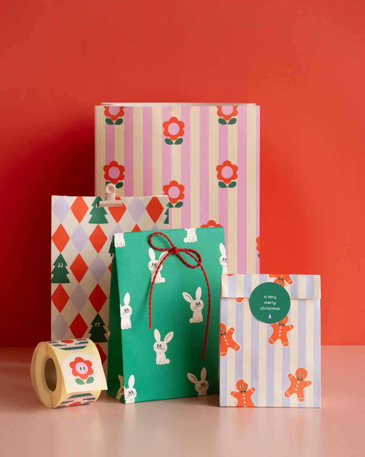 Kado Design - Geschenktüte mit Boden • Blumen/Streifen - Geschenkverpackung - ROSA ECK