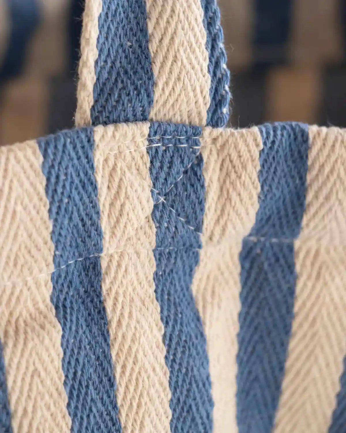 Kado Design - Gestreifte Tragetasche Natur | cornflower - ROSA ECK Concept Store