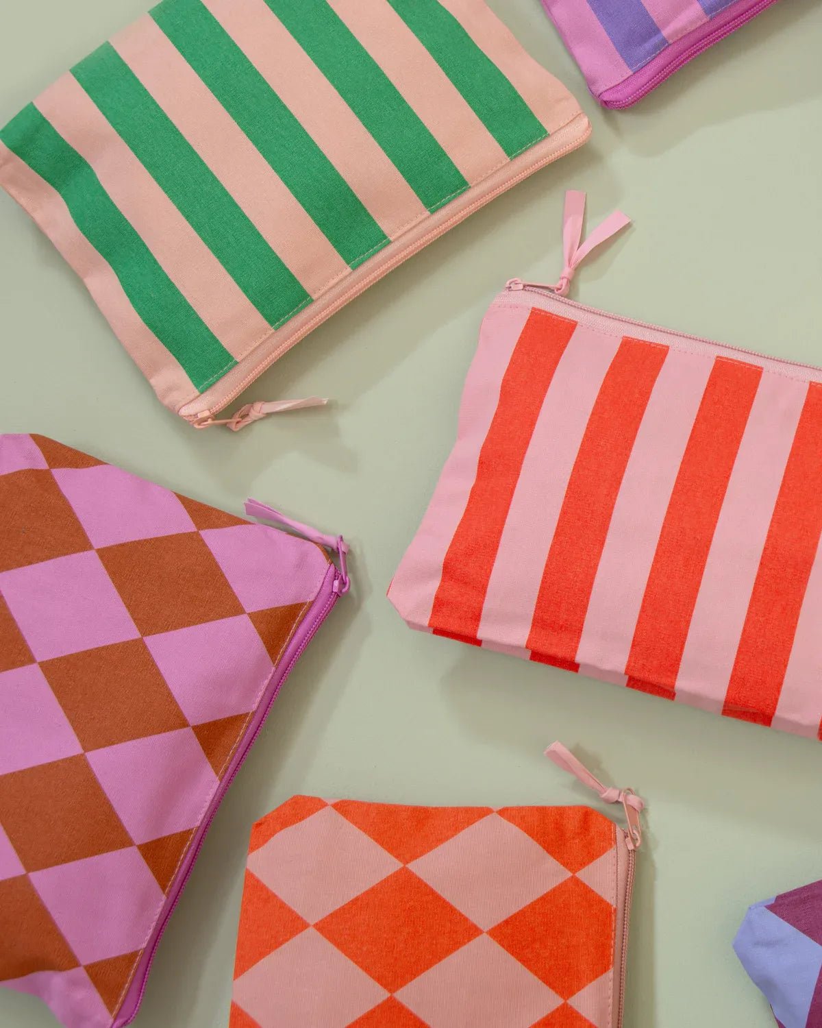 Kado Design - Kosmetiktasche aus Baumwolle • Lila/Braun Rauten - ROSA ECK