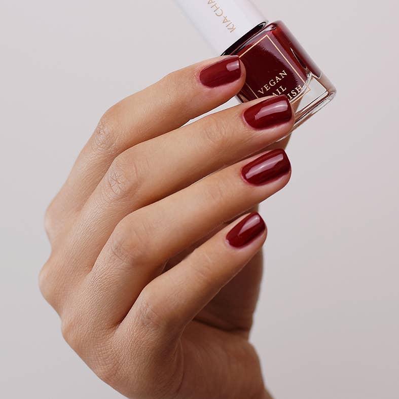 Kia - Charlotta - SUCCESSFUL Nagellack – Dunkelrot - Nagellack - ROSA ECK Concept Store