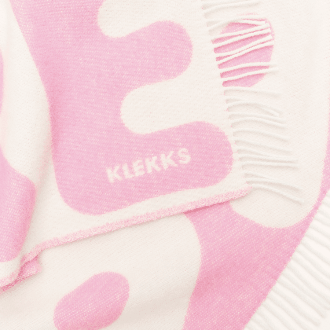 KLEKKS - KLEKKS NO. 11 Wolldecke • Rosa - ROSA ECK