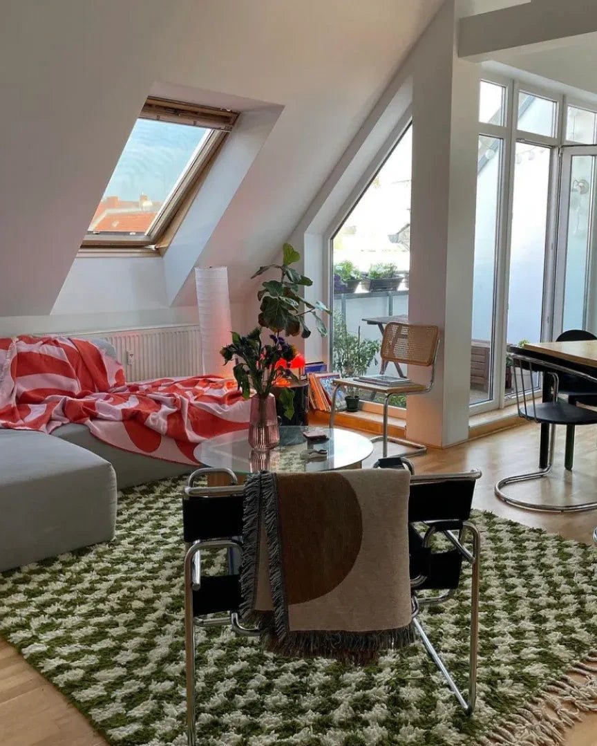 KLEKKS - KLEKKS NO. 5 Baumwolldecke in Rot/Rosa - Sofadecke - ROSA ECK