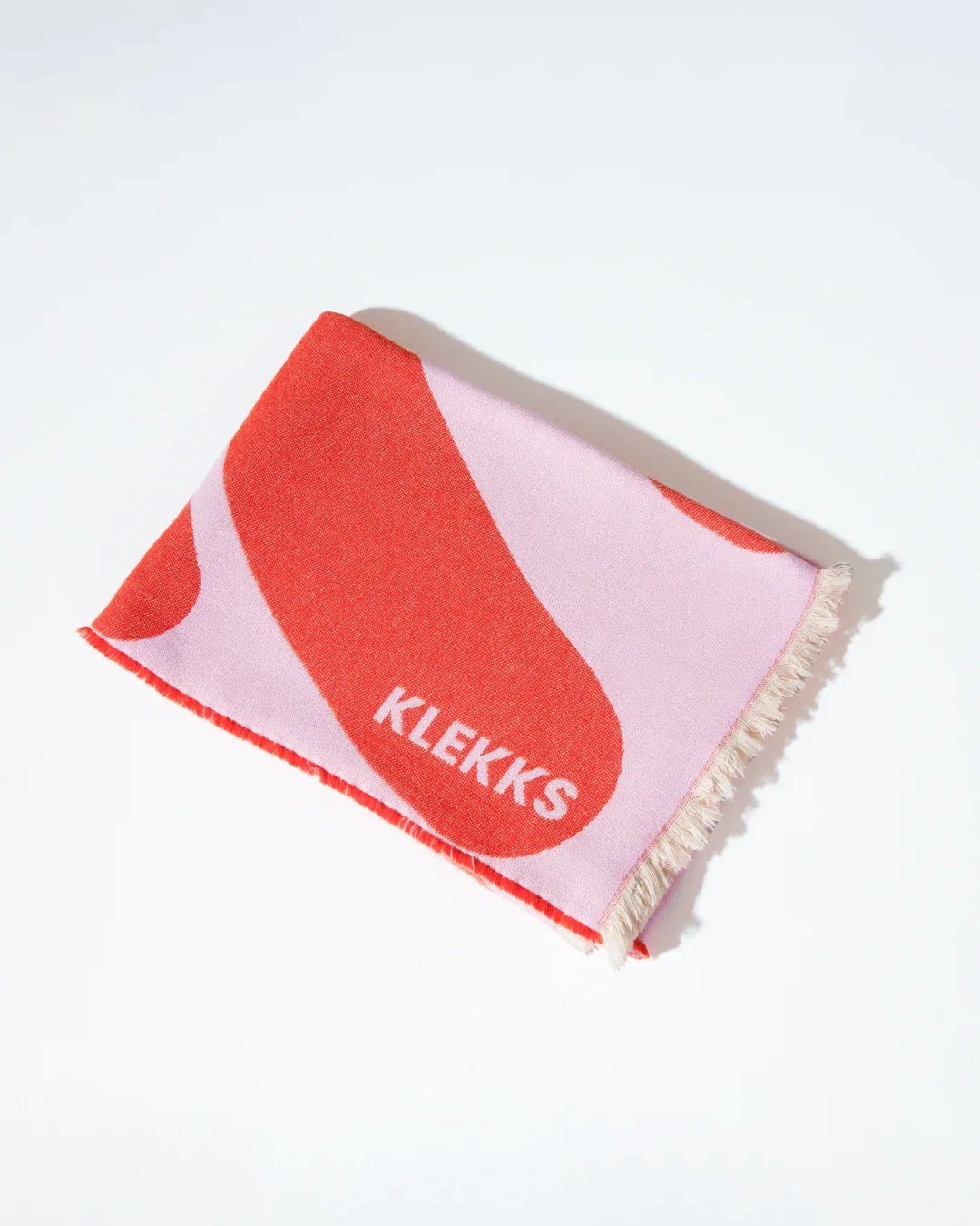KLEKKS - KLEKKS NO. 5 Baumwolldecke in Rot/Rosa - Sofadecke - ROSA ECK