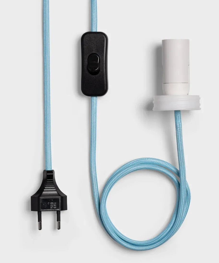 &Klevering - HAT Tischlampe • blue - Tischlampe - ROSA ECK Concept Store