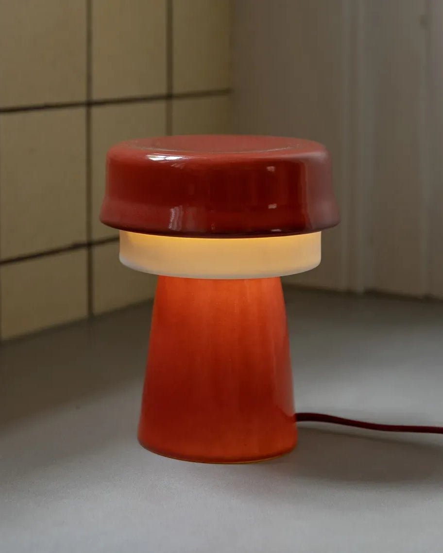 &Klevering - HAT Tischlampe • burgundy - Tischlampe - ROSA ECK Concept Store