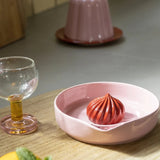 &Klevering - PUDDING Zitronenpresse • Pink - ROSA ECK