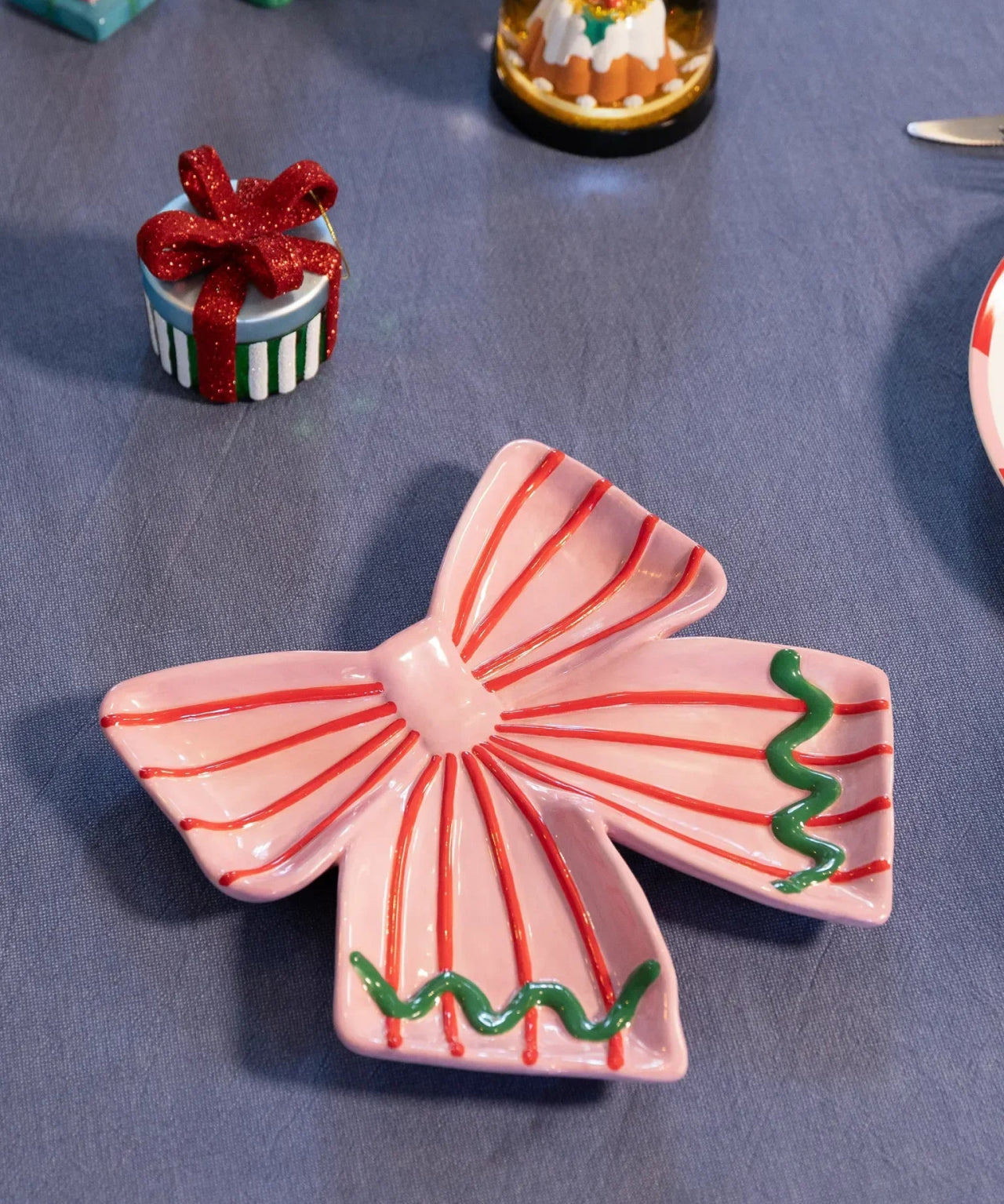&Klevering - RIBBON Teller/Schmucktablett • Rosa - Tablett - ROSA ECK