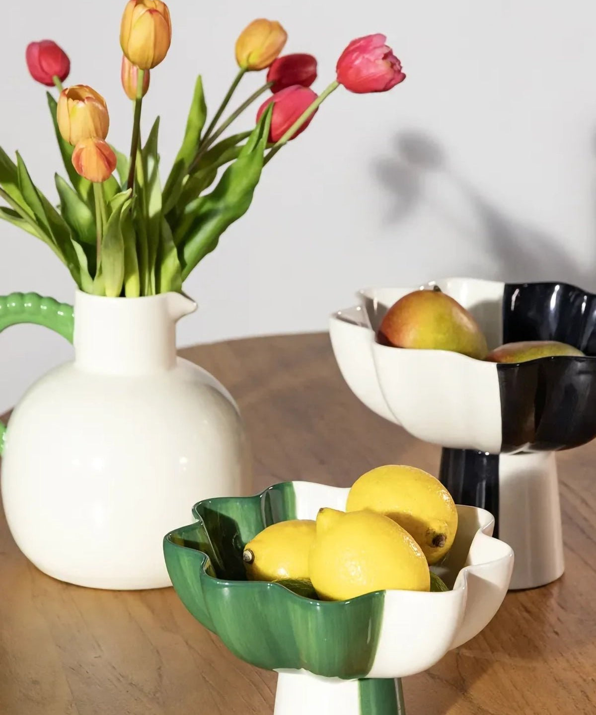 &Klevering - SUN Schale mit Fuß | Schwarz/Weiß - Tablett - ROSA ECK Concept Store