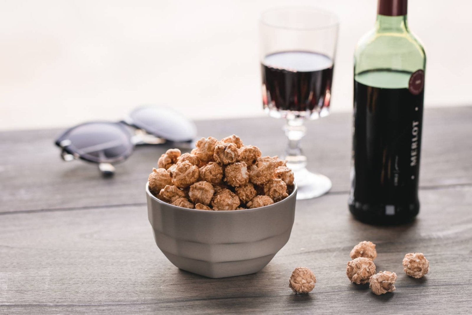 Knalle Popcorn - Nougat Piemonteser Haselnuss Popcorn (100 g) - Popcorn - ROSA ECK