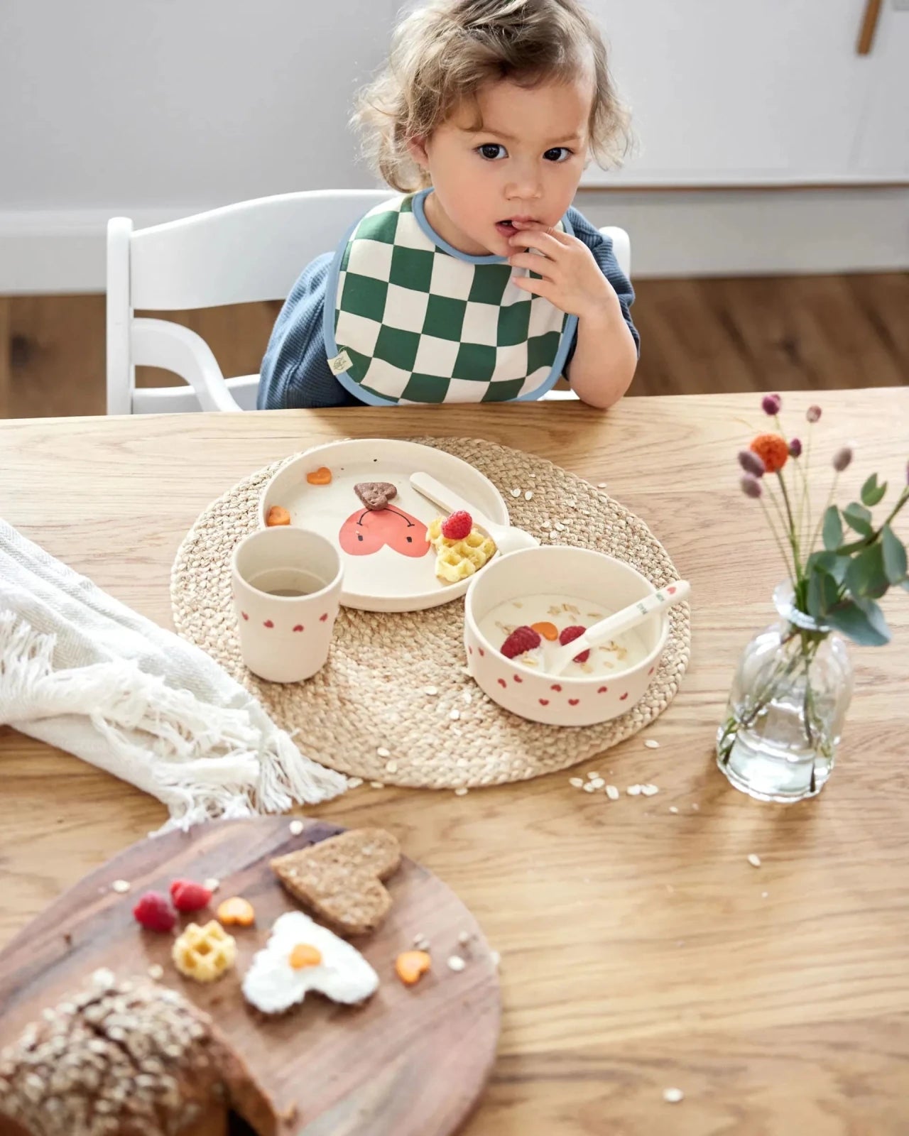 Lässig - HAPPY RASCALS Trinkbecher für Kinder • Herz Lavendel - ROSA ECK