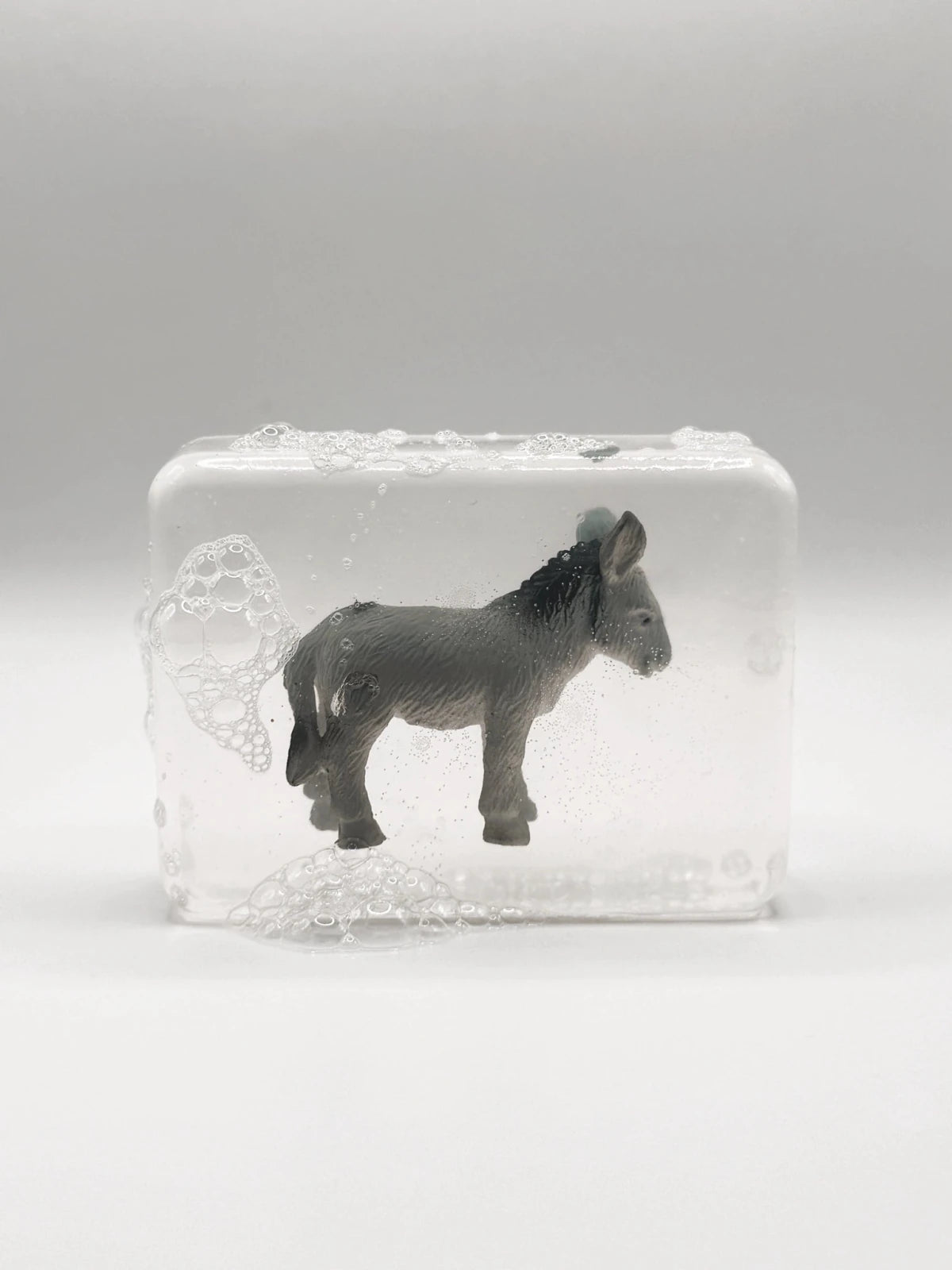 Ludi Soap - Seife mit Figur • Esel - ROSA ECK