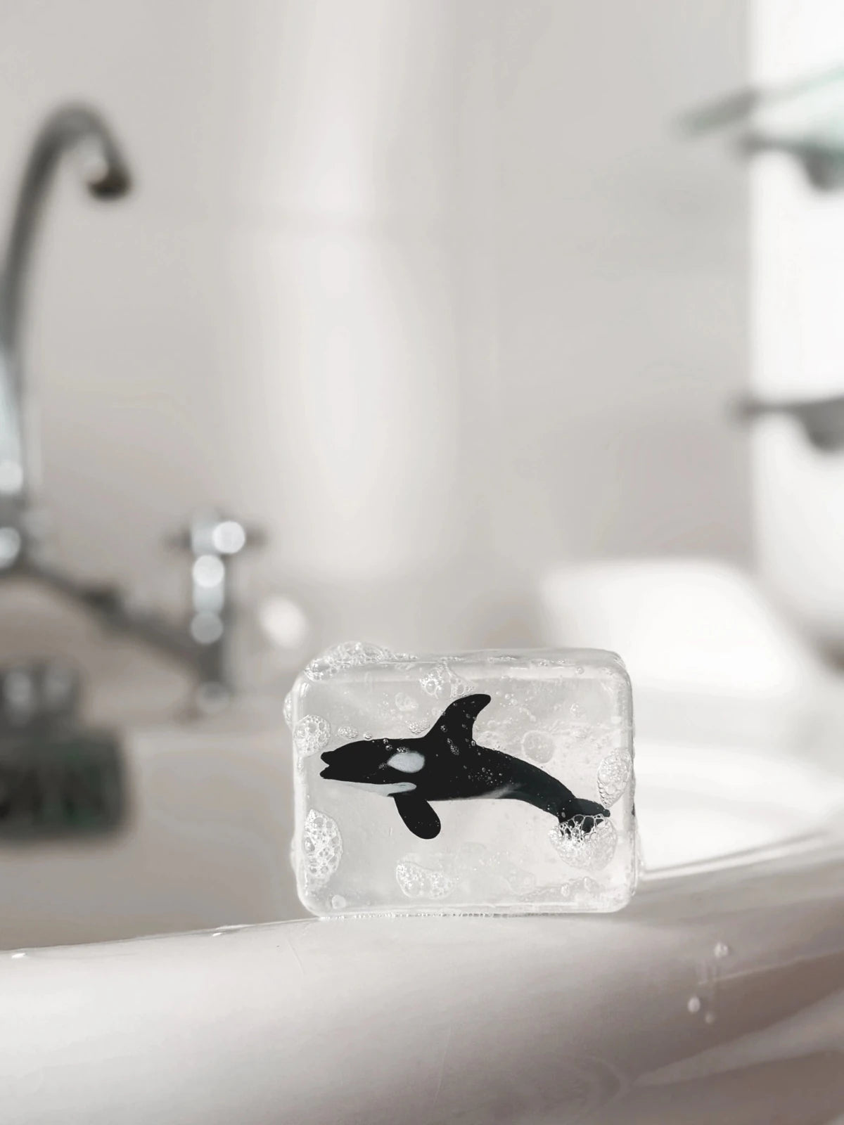 Ludi Soap - Seife mit Figur • Orca - ROSA ECK