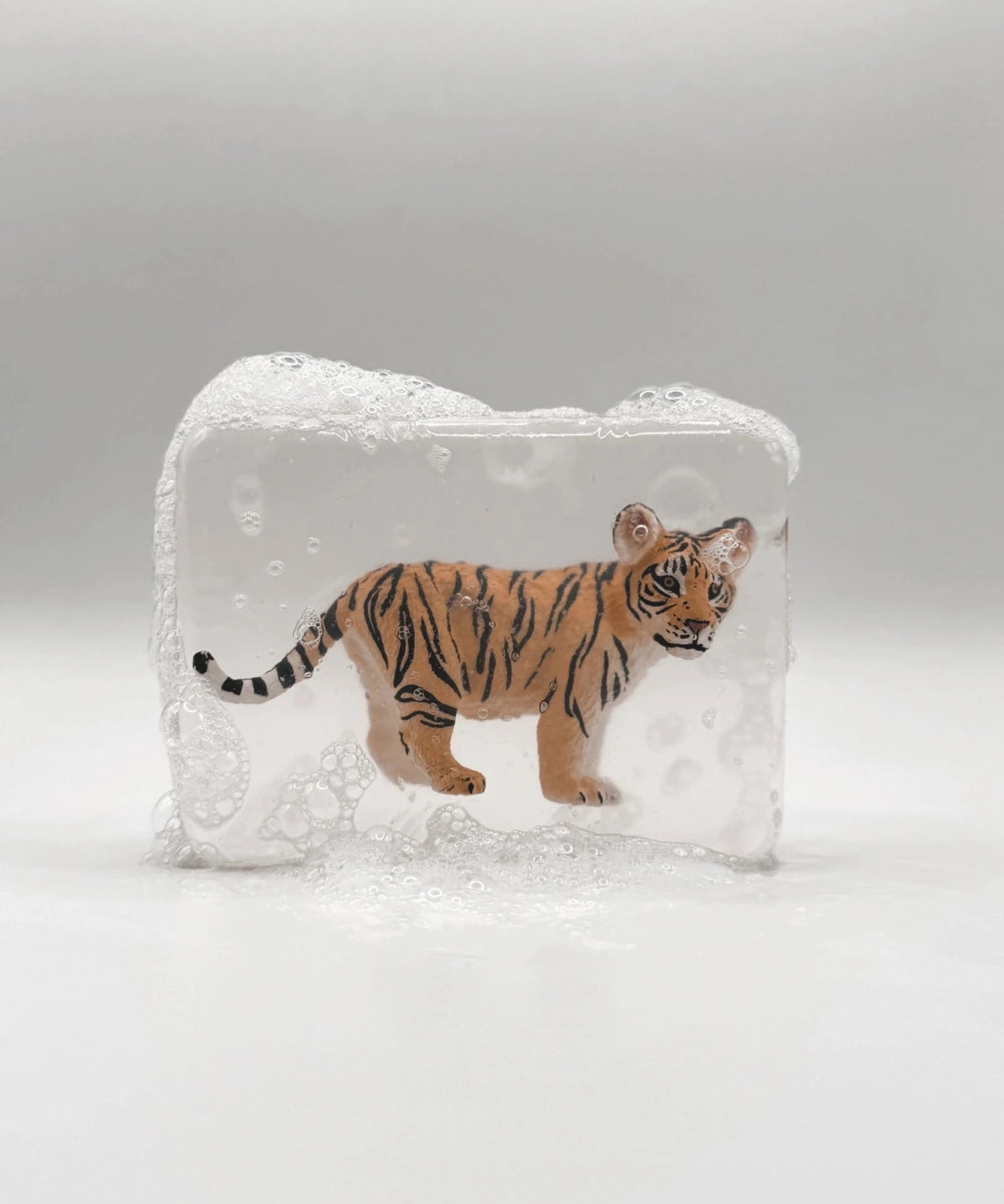 Ludi Soap - Seife mit Figur • Tigerbaby - ROSA ECK
