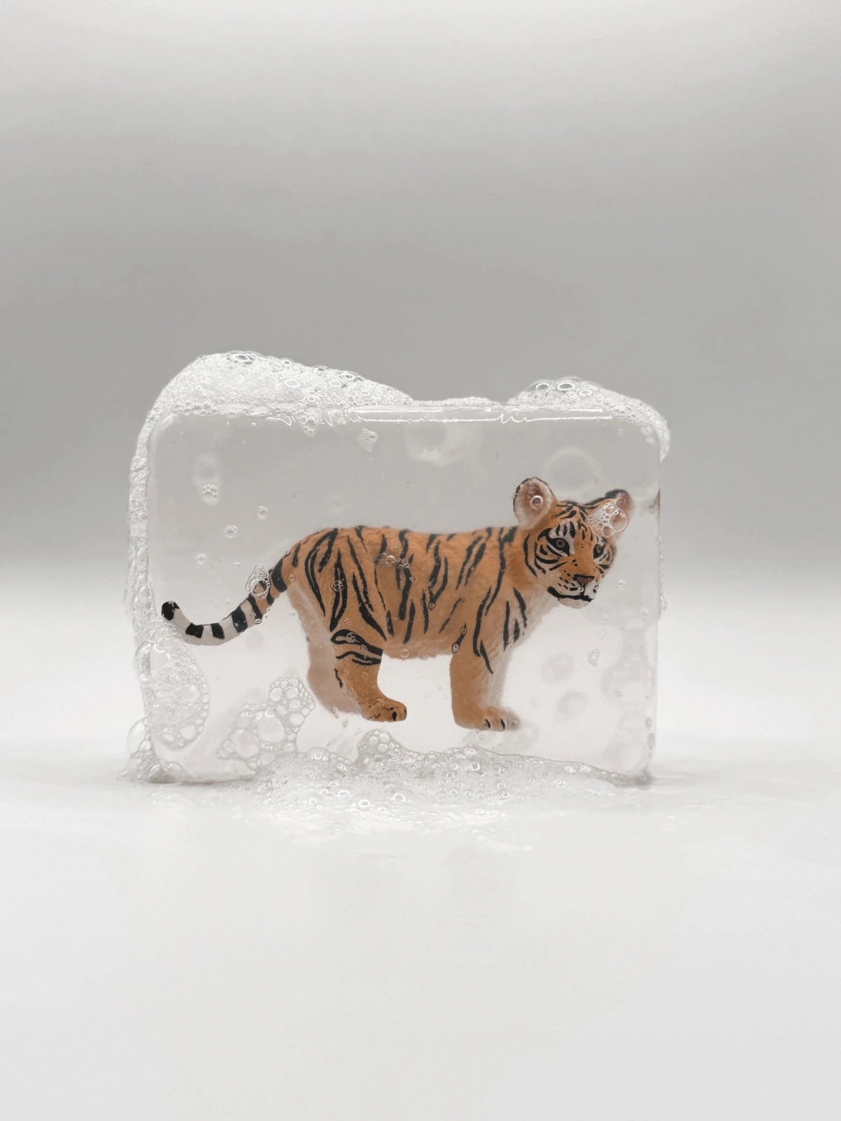 Ludi Soap - Seife mit Figur • Tigerbaby - ROSA ECK