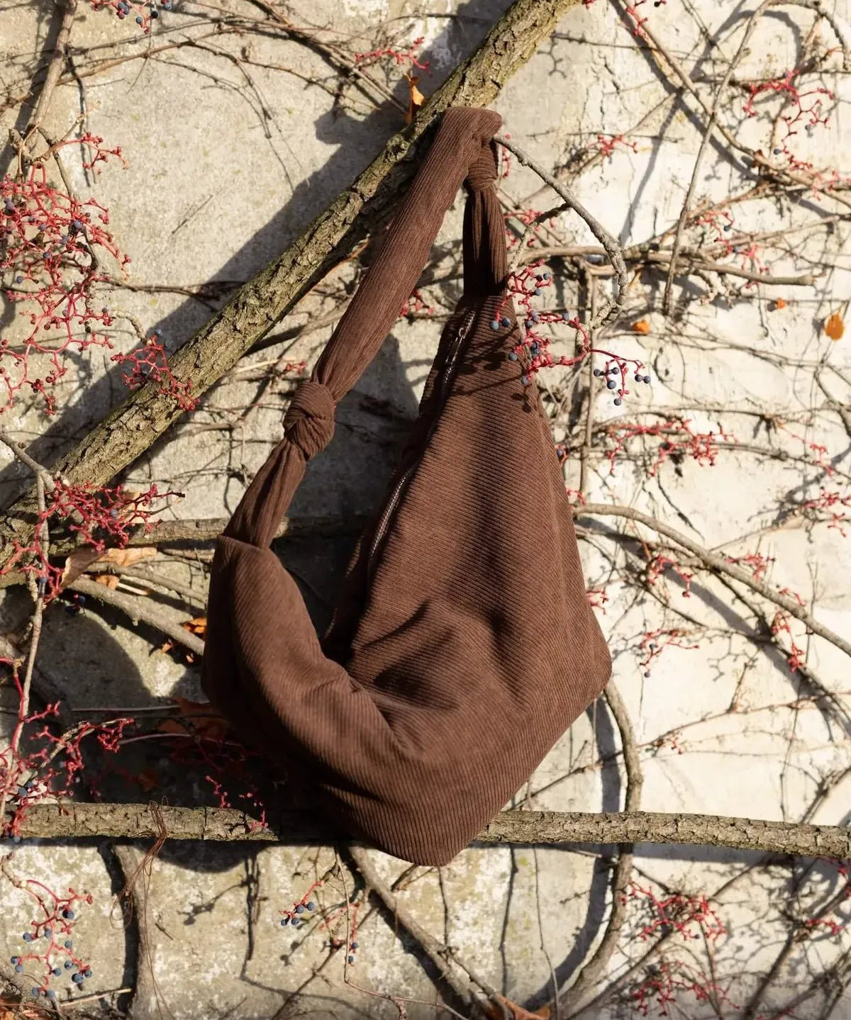 Lukkily - LUKKILY BAG 1 • Cord chocolate - Tasche - ROSA ECK Concept Store