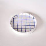 Magazin Minori - GRID Kleiner Teller mit Linienraster • mare blue - Teller - ROSA ECK Concept Store