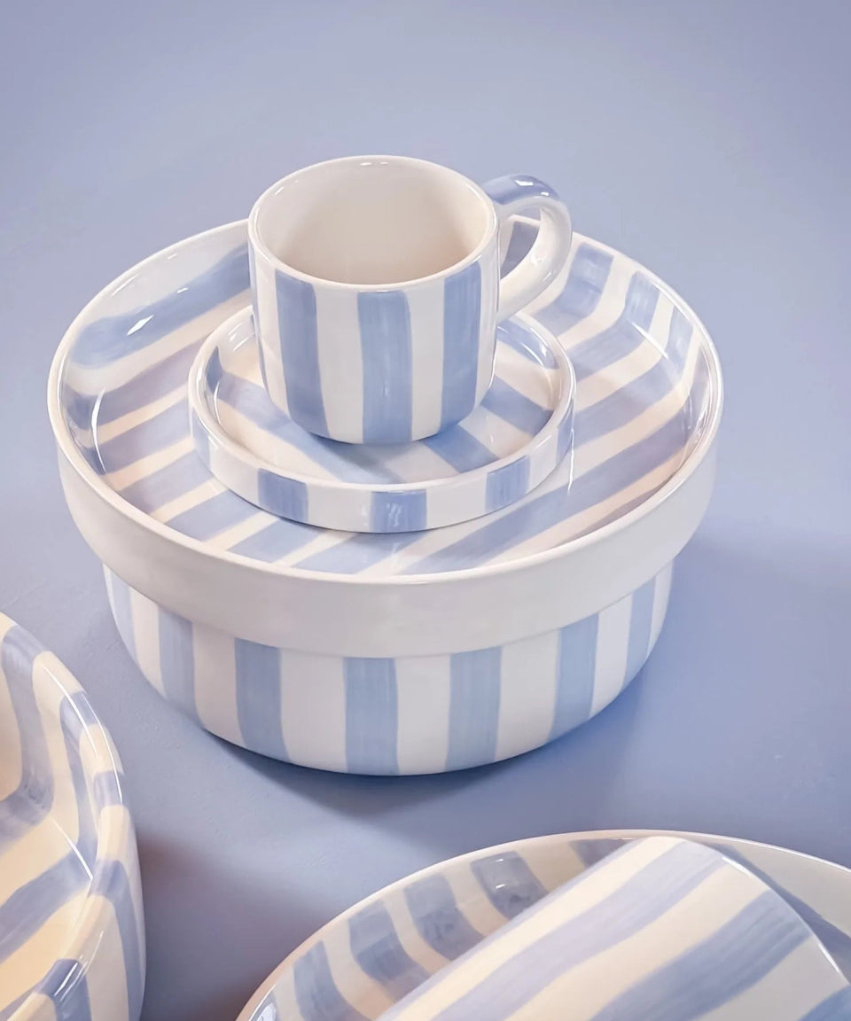 Magazin Minori - STRIPES Espressotasse mit Untersetzer • morning azzuro - Kaffee - und Teetasse - ROSA ECK Concept Store