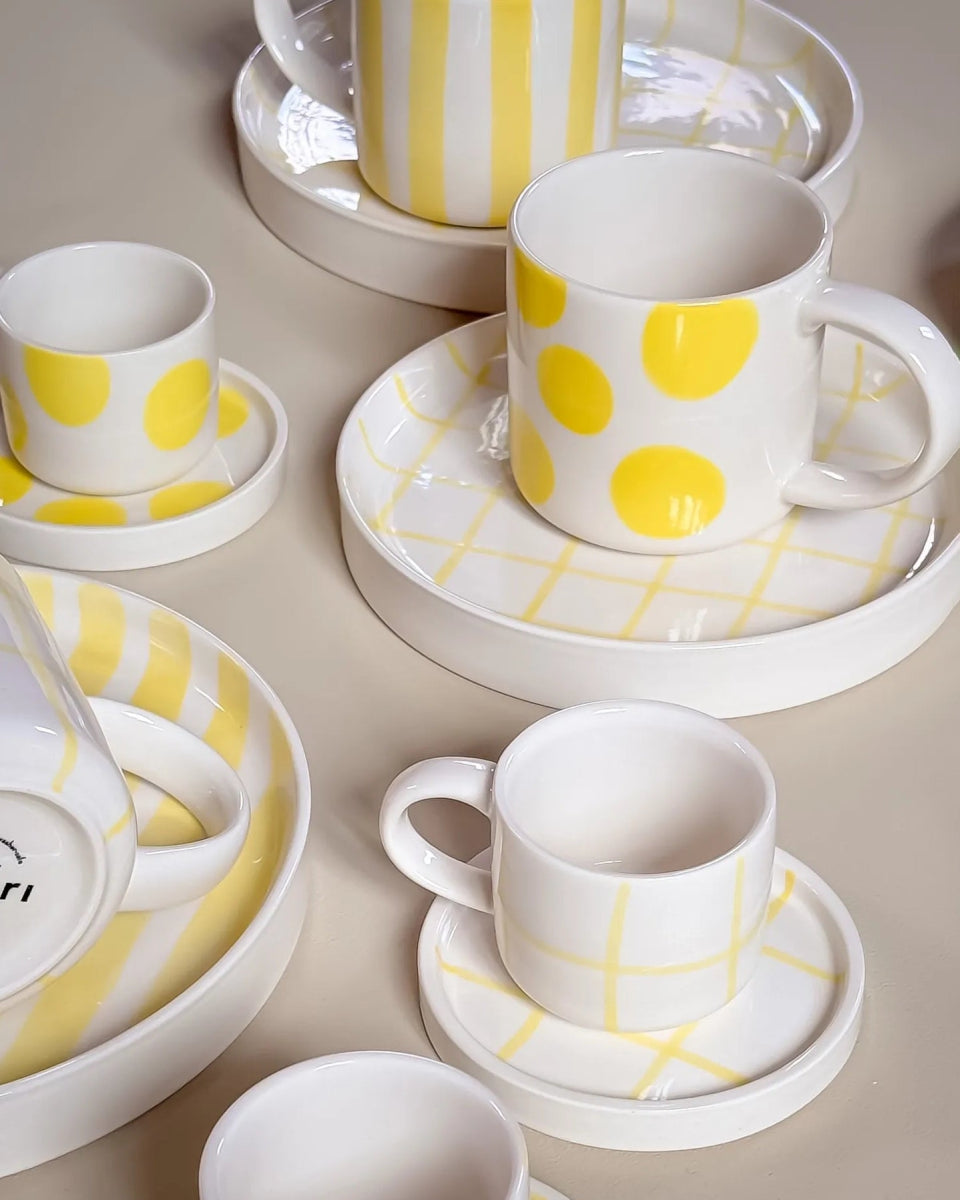 Magazin Minori - STRIPES Espressotasse mit Untersetzer • spiaggia yellow - ROSA ECK Concept Store
