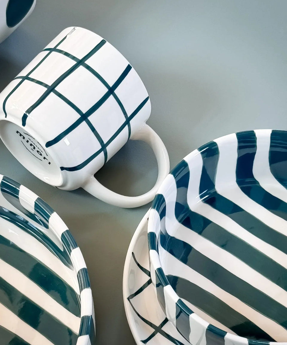 Magazin Minori - STRIPES Tasse (300 ml) • gentle green - Kaffee - und Teetasse - ROSA ECK Concept Store