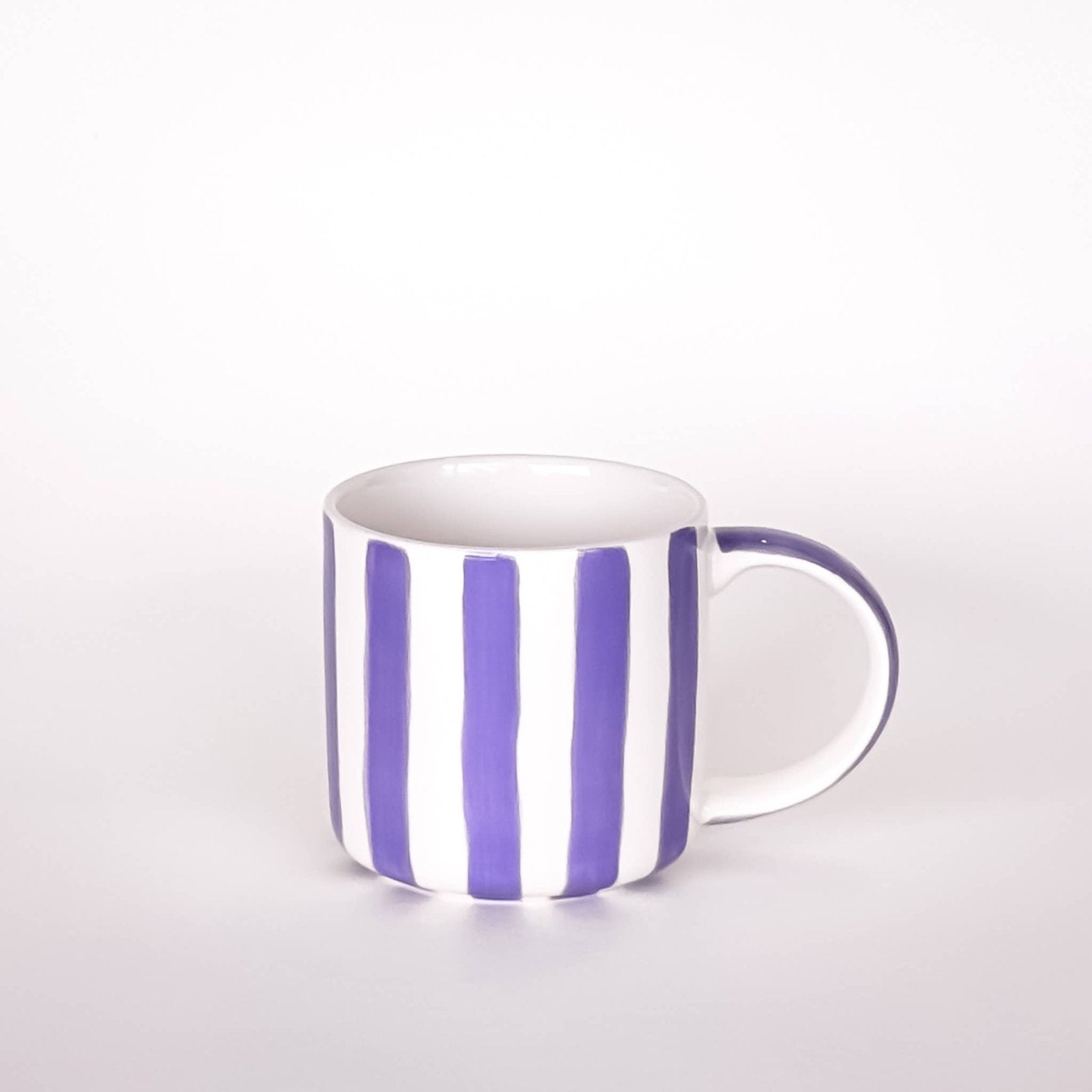Magazin Minori - STRIPES Tasse mit Streifen • Palazzo Purple - Kaffee - und Teetasse - ROSA ECK