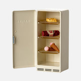 Maileg - Kühlschrank – Maus Puppenhaus • Creme - Spielzeug - ROSA ECK